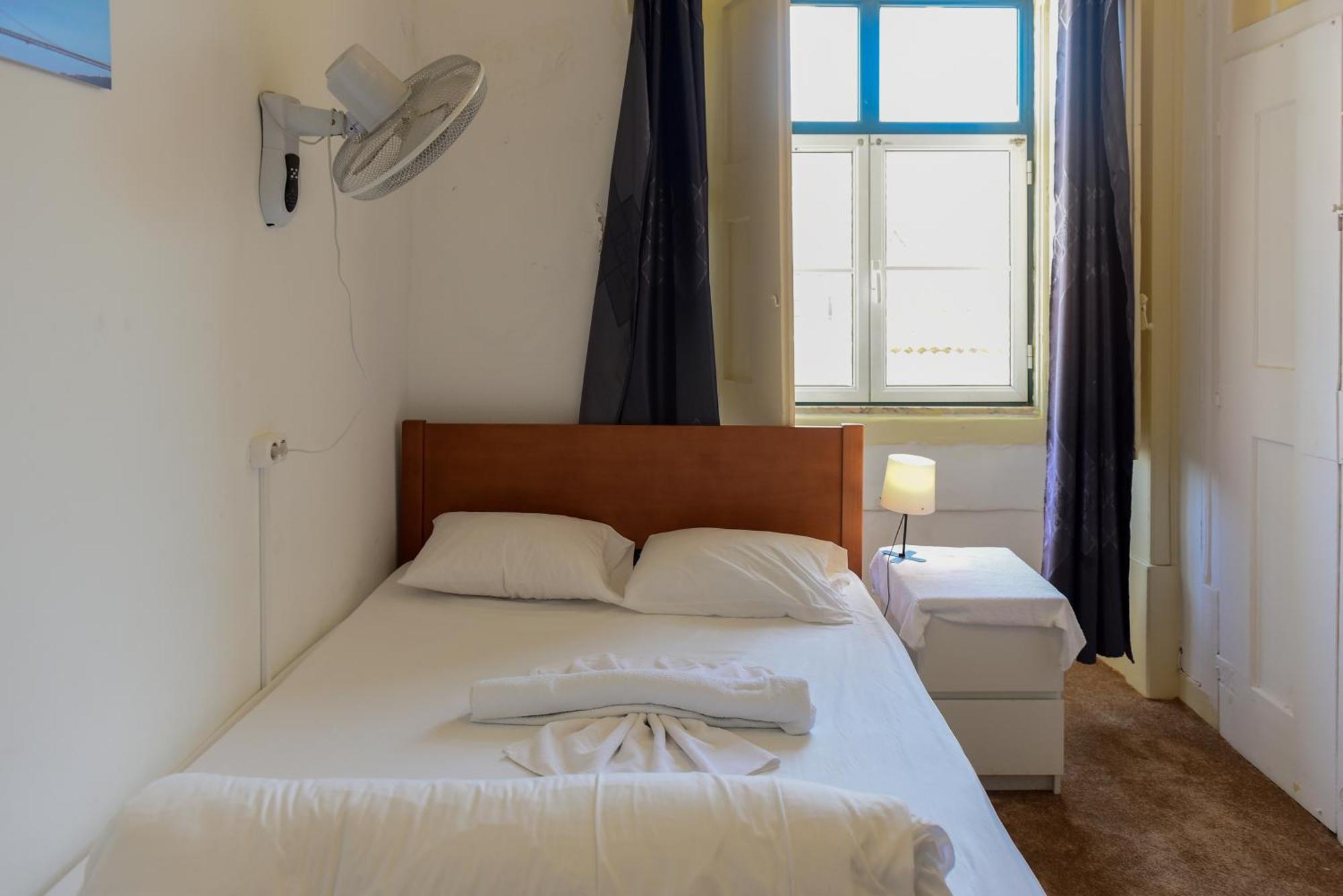 Alfama Guest House Lisbon Exterior photo