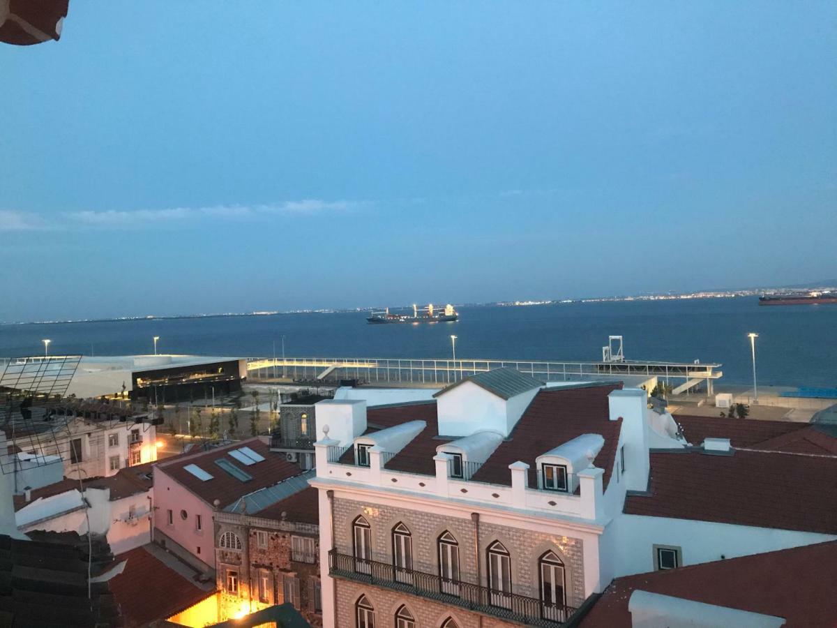 Alfama Guest House Lisbon Exterior photo